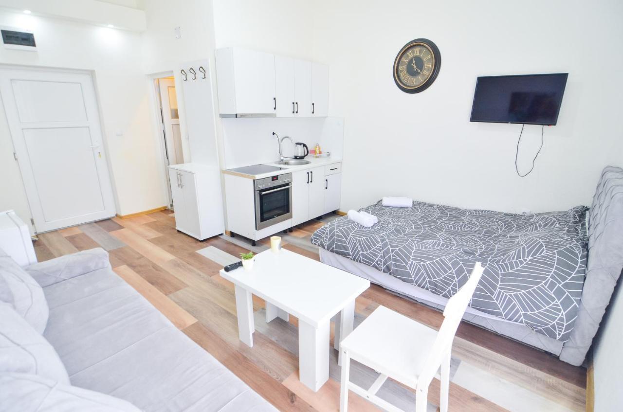 City Block Apartments Sarajevo Bagian luar foto